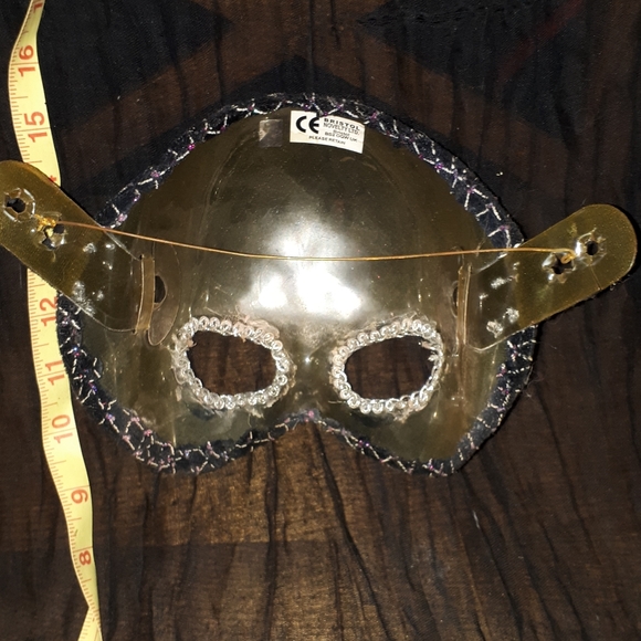 Vintage mask. - Picture 2 of 3